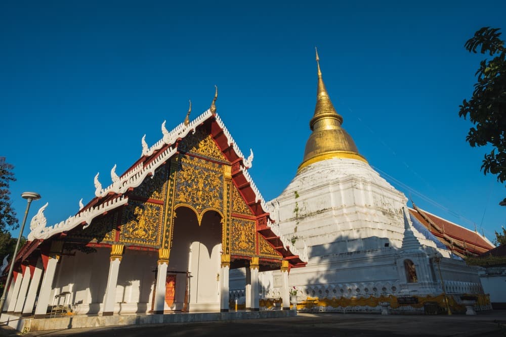 Wat Phra Kaeo Don Tao